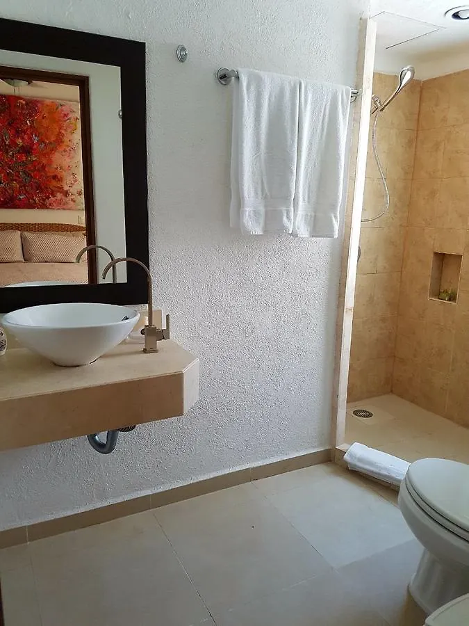 Nice And Great Location Steps Away From Mamitas Beach 2 Bedroom By Happy Address Playa del Carmen Mexico